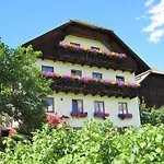Haus Pfarrkirchner Apartament