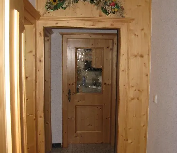 Haus Pfarrkirchner * マウテルンドルフ